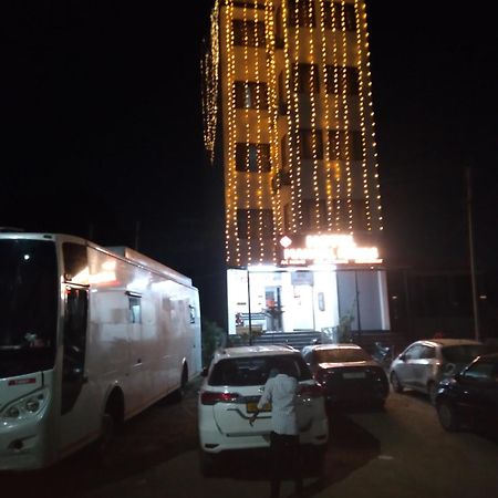 Hotel Mangal Niwas ウダイプル エクステリア 写真